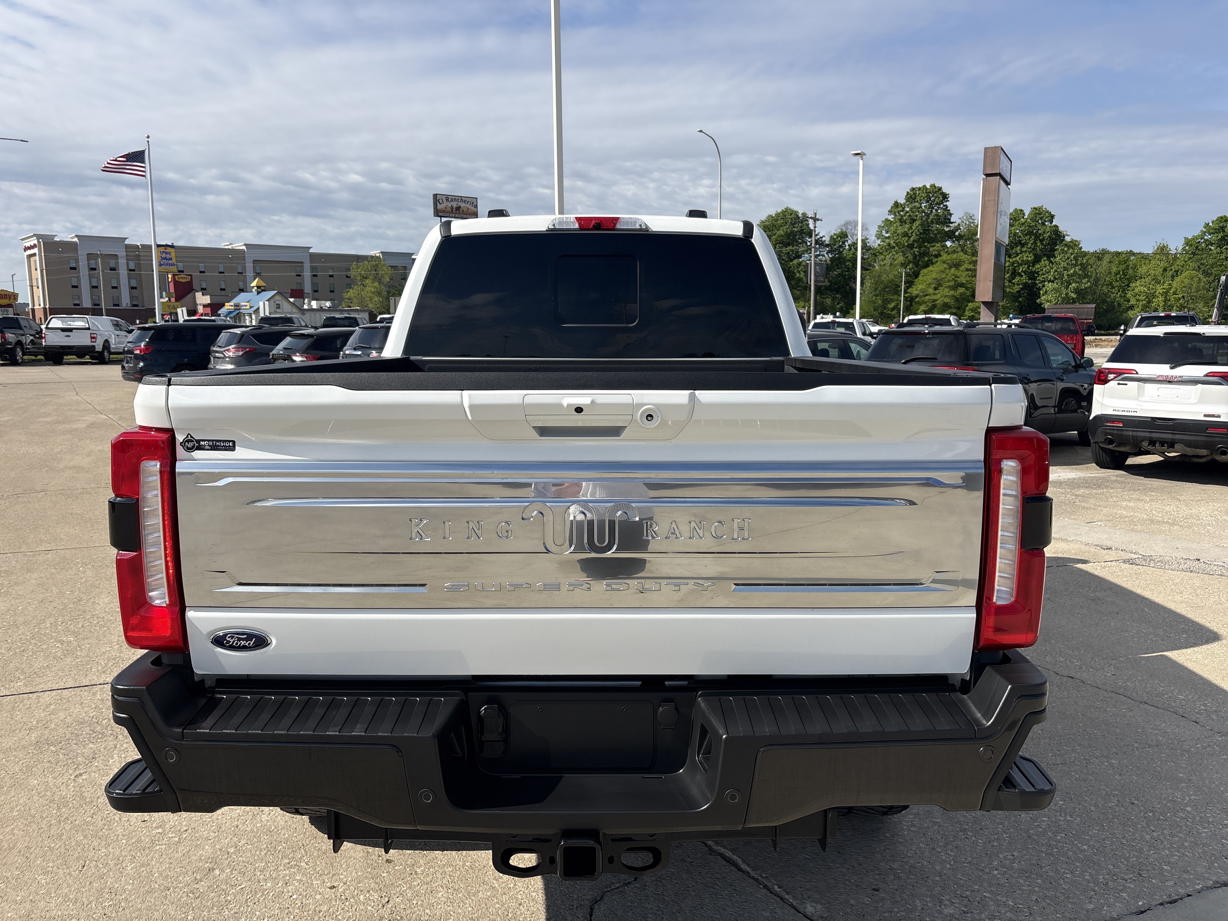 Used 2025 Ford F250 King Ranch w/ FX4 Off-Road Package AWD/4WD image 4