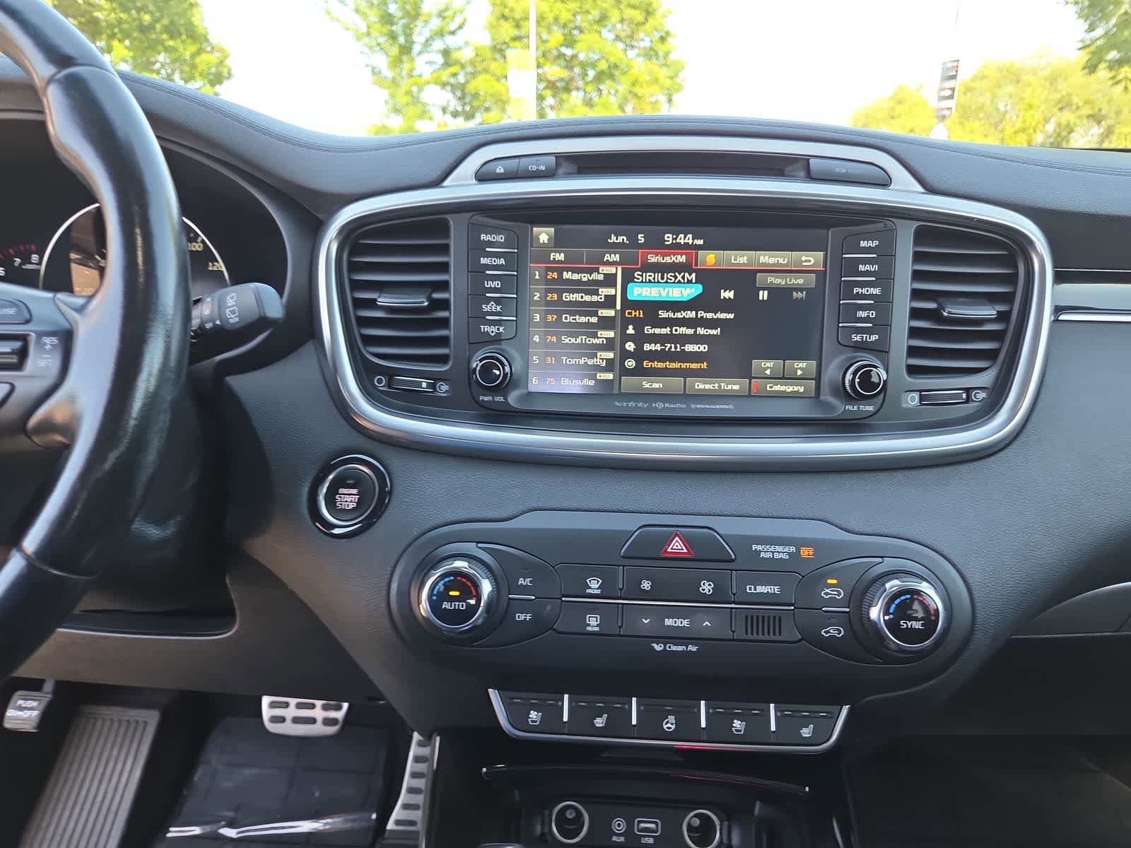 Used 2016 Kia Sorento SX AWD/4WD image 24