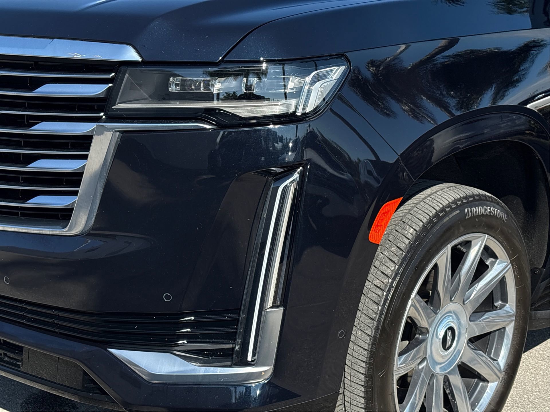 Used 2024 Cadillac Escalade Premium Luxury Platinum image 14