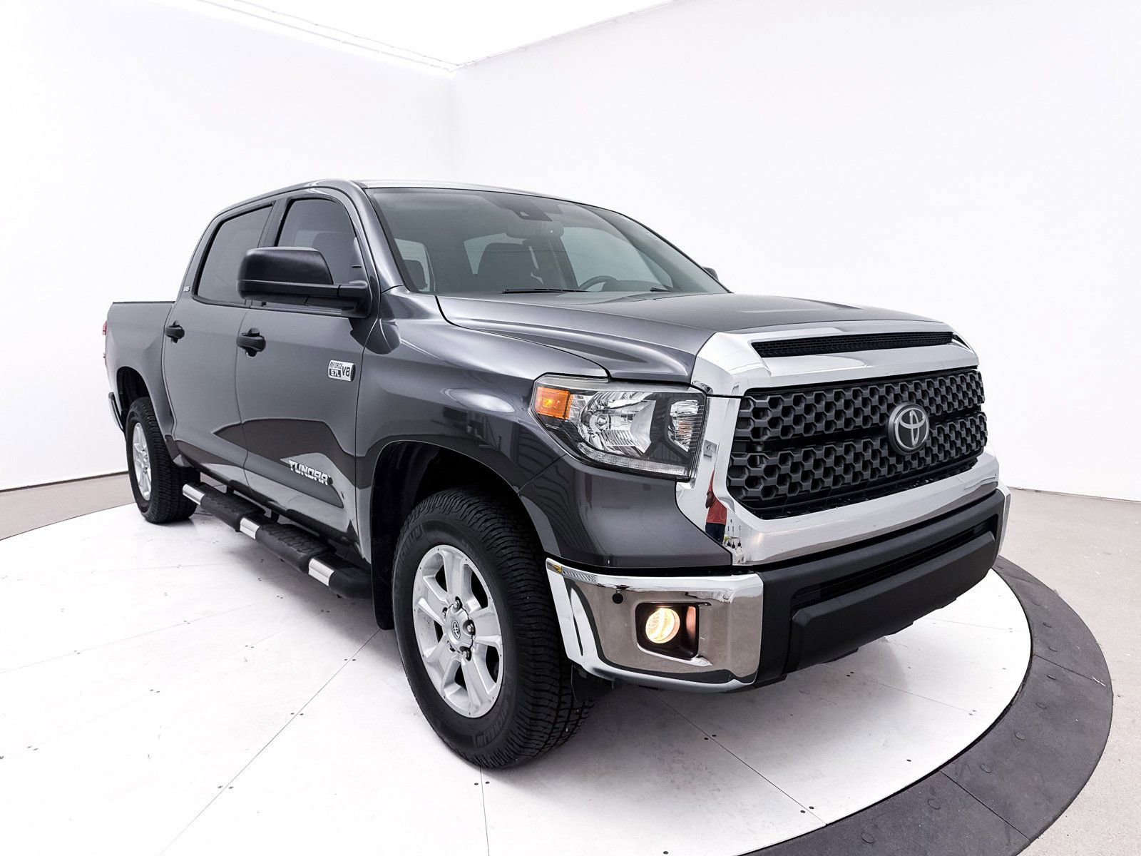 Used 2021 Toyota Tundra SR5 RWD image 9