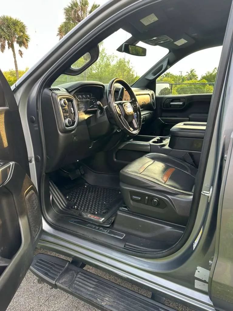 Used 2021 GMC Sierra 1500 AT4 AWD/4WD image 8