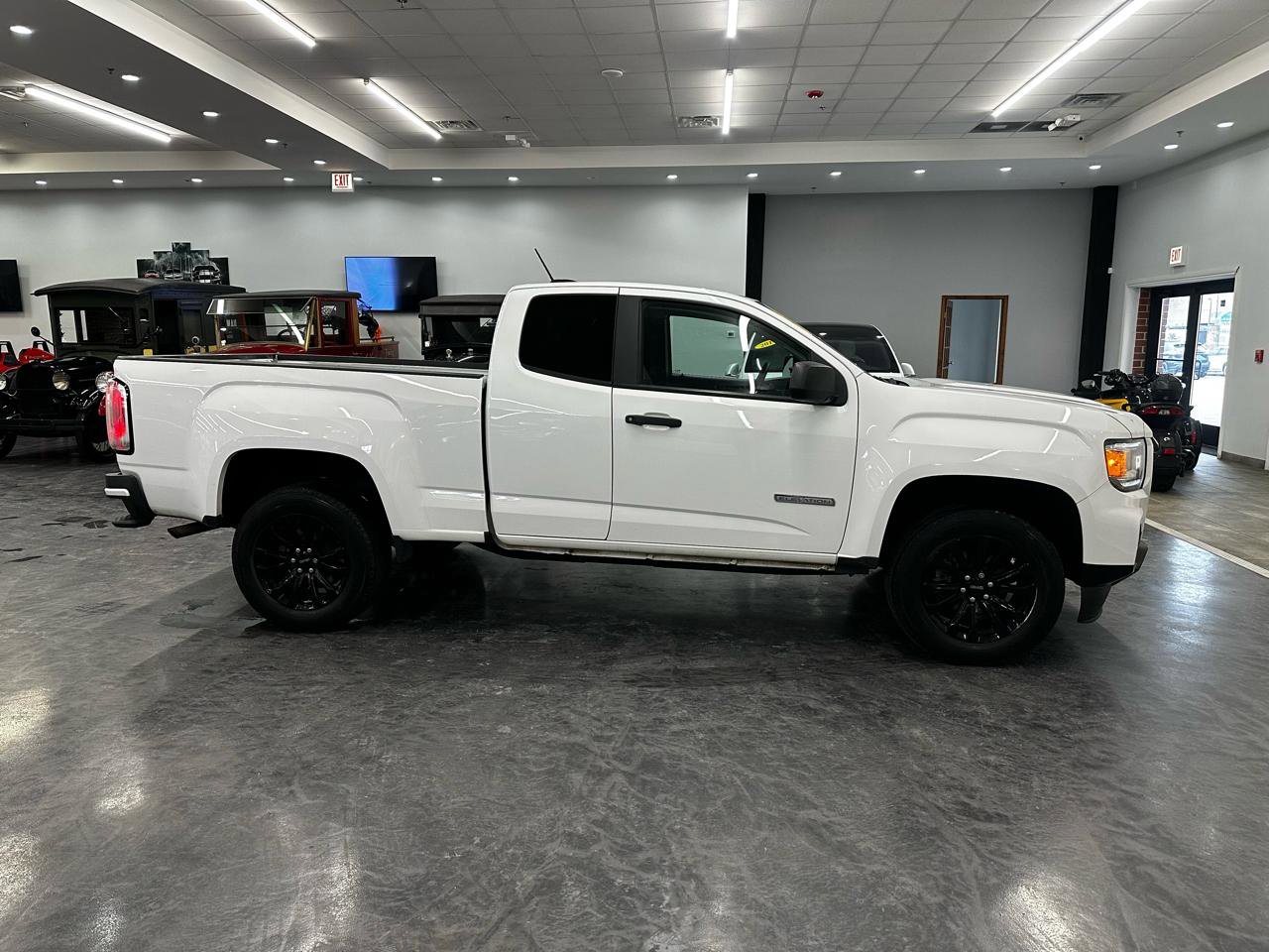 Used 2021 GMC Canyon Elevation Standard RWD image 4