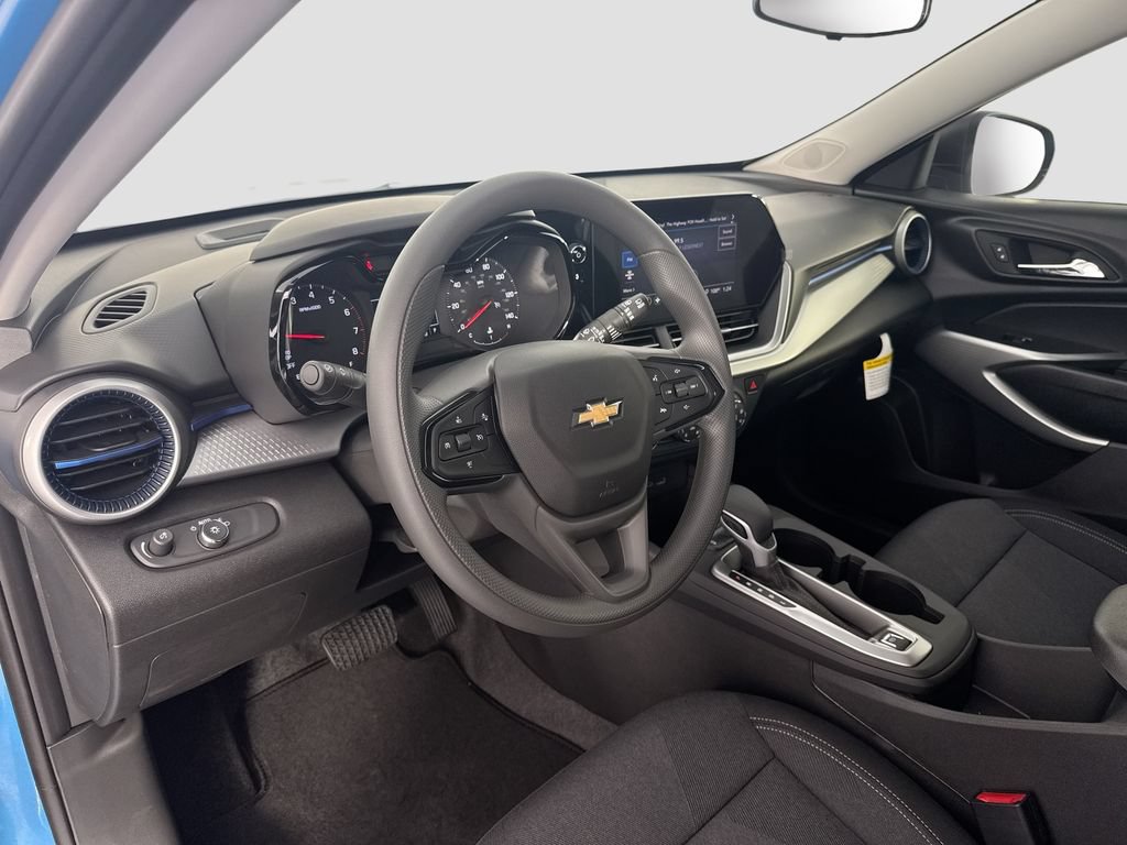 New 2026 Chevrolet Trax LS FWD image 10