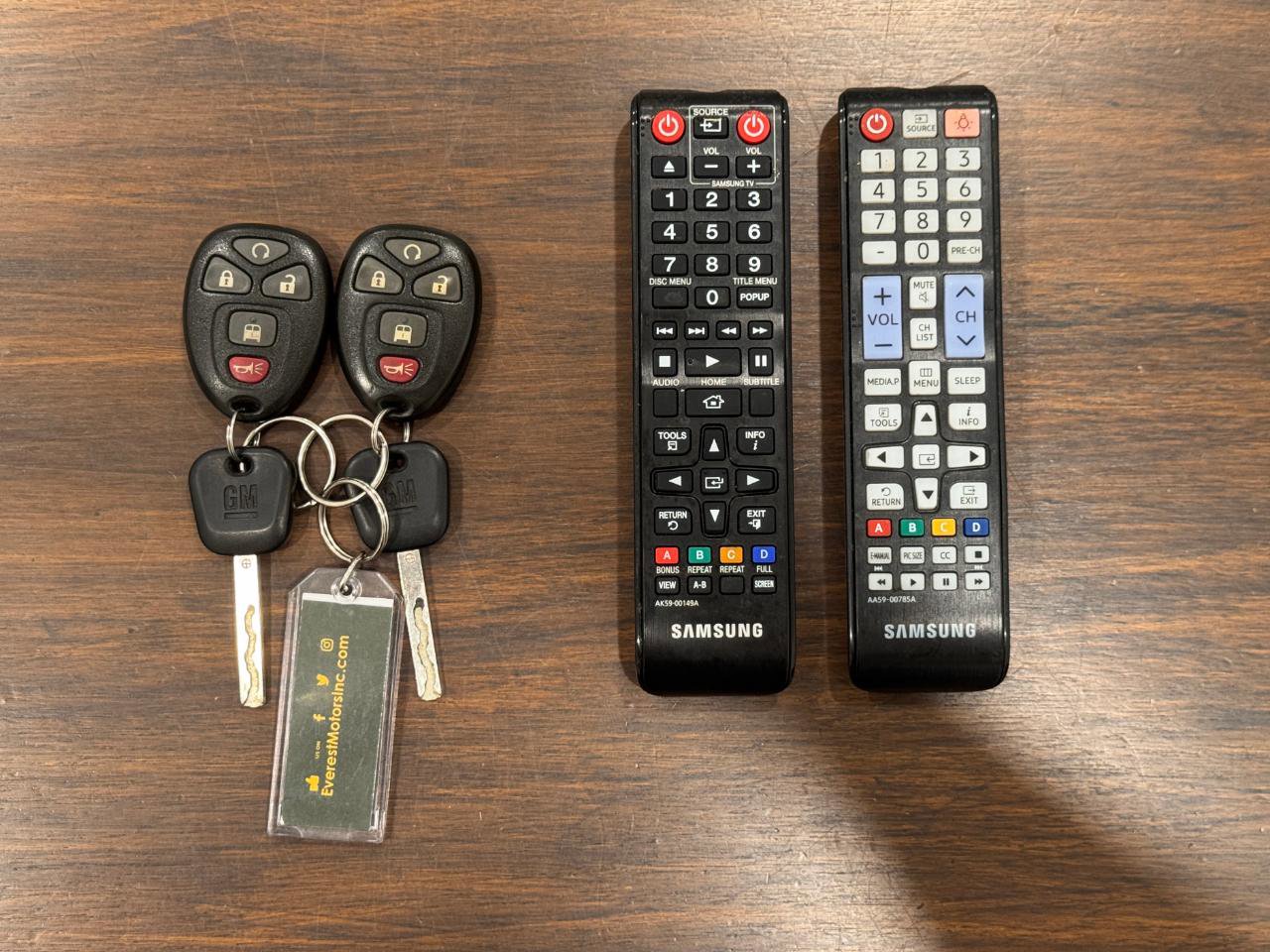 Used 2016 Chevrolet Express 2500 Extended image 51