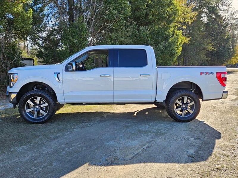 Used 2023 Ford F150 Lariat w/ Trailer Tow Package image 5