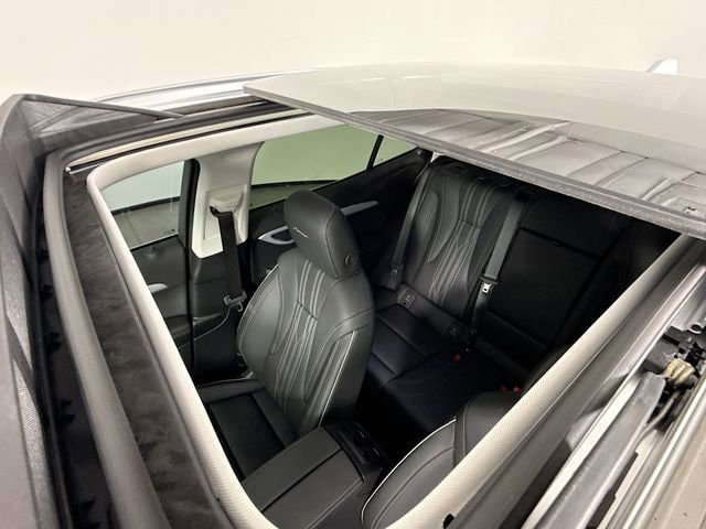 Used 2025 Buick Envision Avenir AWD/4WD image 23