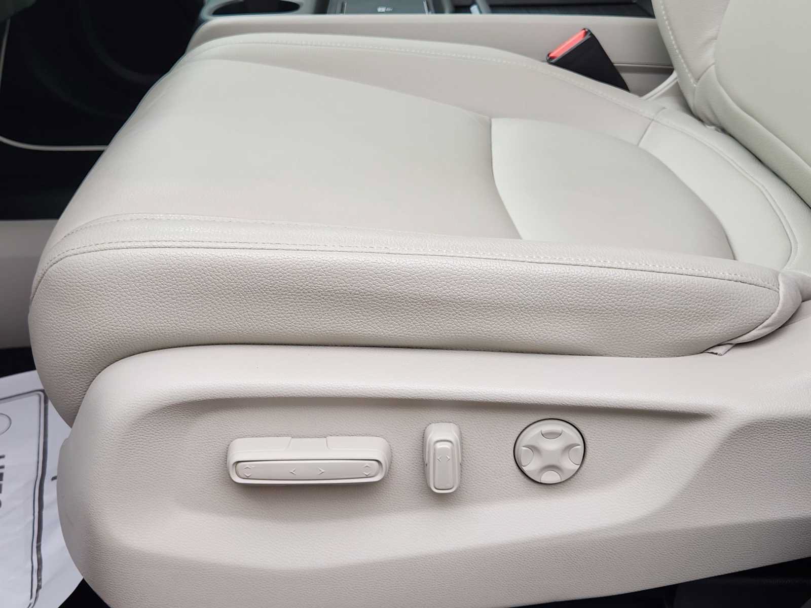 Certified 2026 Honda Odyssey EX-L image 23