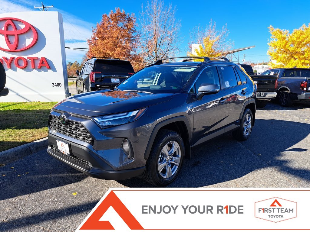 New 2025 Toyota RAV4 XLE