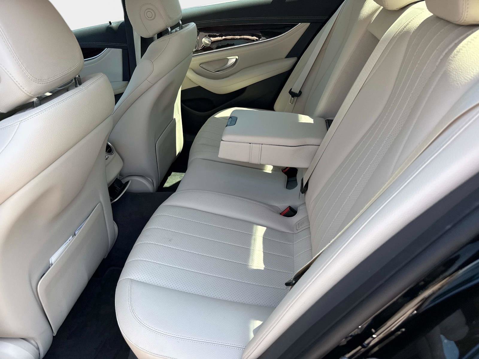 Used 2022 Mercedes-Benz E 350 Sedan image 13