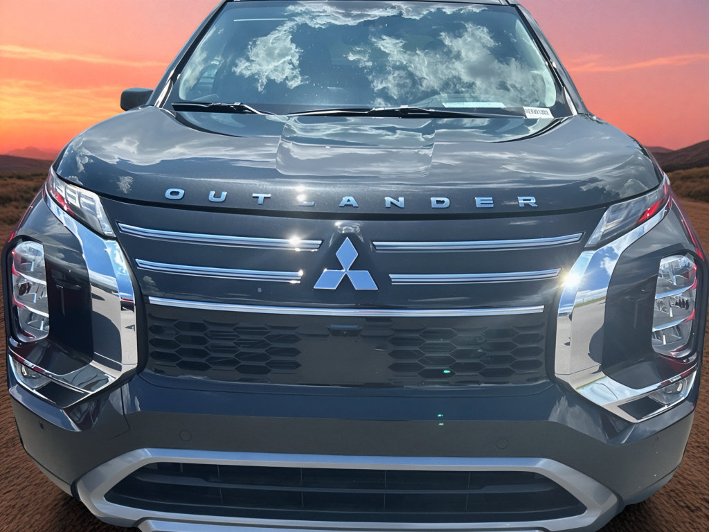 New 2025 Mitsubishi Outlander SE image 3