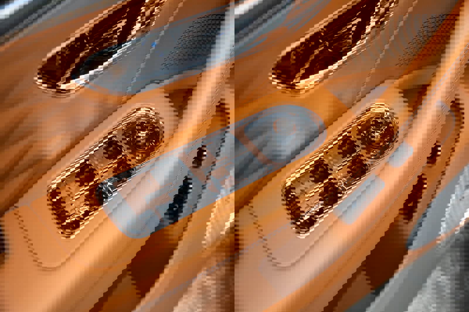 Used 2023 Bentley Flying Spur W12 image 28