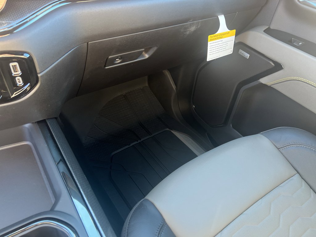 New 2026 Chevrolet Silverado 2500 ZR2 w/ LPO, Dark Essentials Package image 21