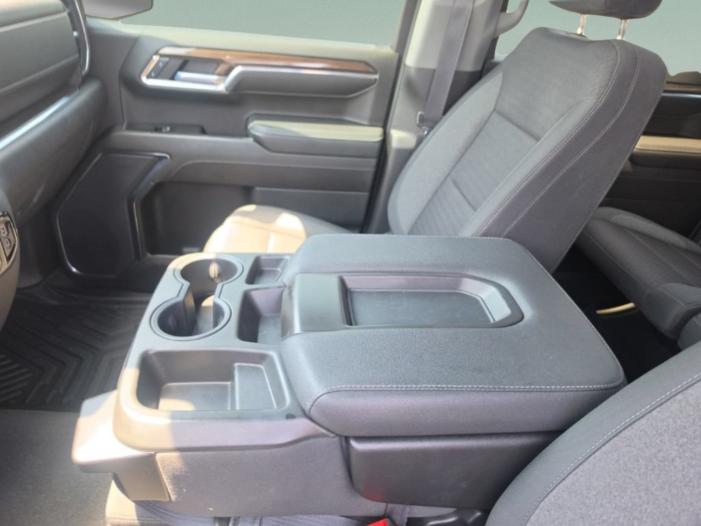 Used 2023 Chevrolet Silverado 1500 RST AWD/4WD image 18