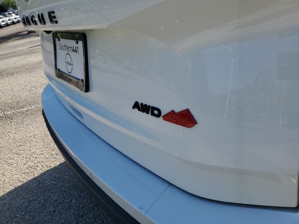 New 2026 Nissan Rogue SV AWD/4WD image 6