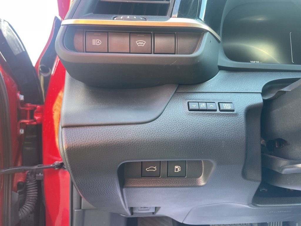 Used 2023 Toyota Crown Platinum image 18