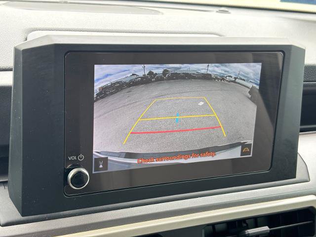 Used 2025 Toyota Tacoma SR5 AWD/4WD image 23