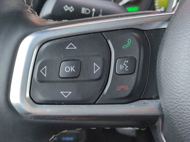 Used 2023 Jeep Wrangler Unlimited Sahara w/ Cold Weather Group AWD/4WD image 25