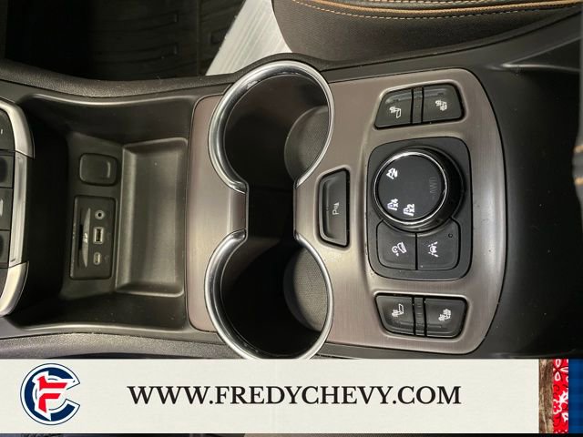 Used 2022 GMC Terrain AT4 w/ Tech Package image 29