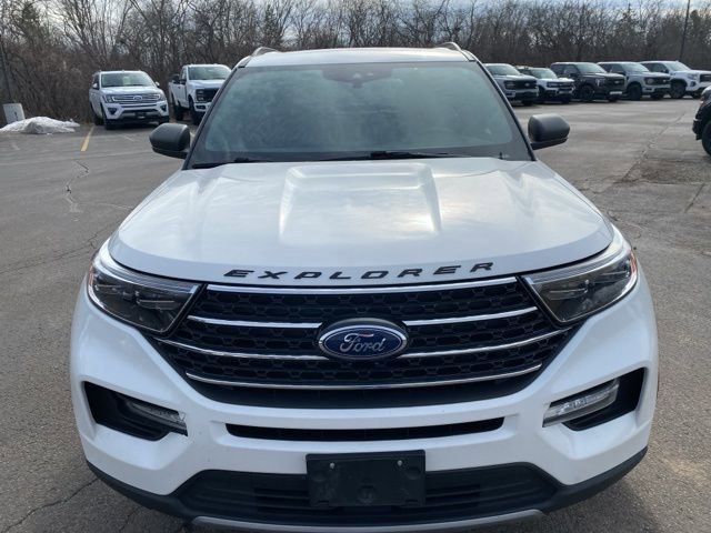 Used 2020 Ford Explorer XLT w/ Equipment Group 202A image 5