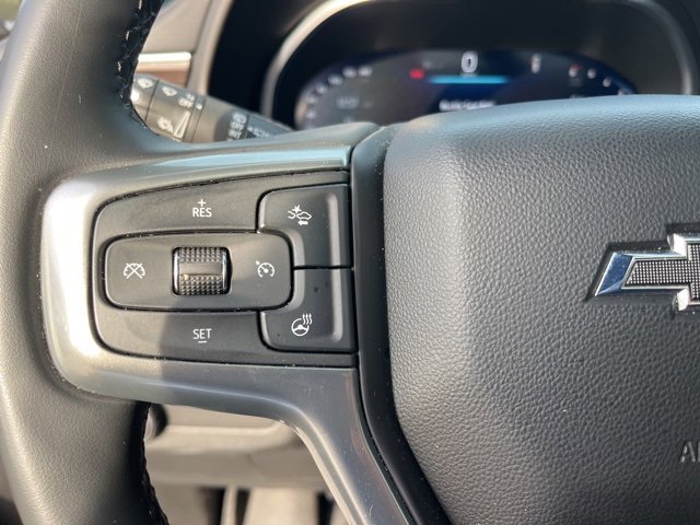 Used 2023 Chevrolet Suburban Z71 w/ Luxury Package image 20