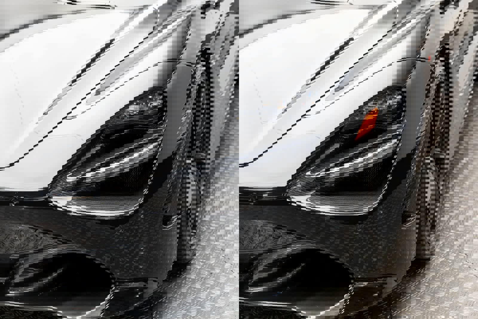 Used 2023 McLaren 720S Spider image 51