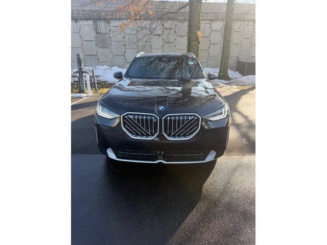Certified 2025 BMW X3 xDrive30i w/ Premium Package image 4