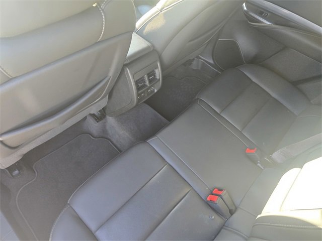 Used 2025 Cadillac XT4 Premium Luxury image 20