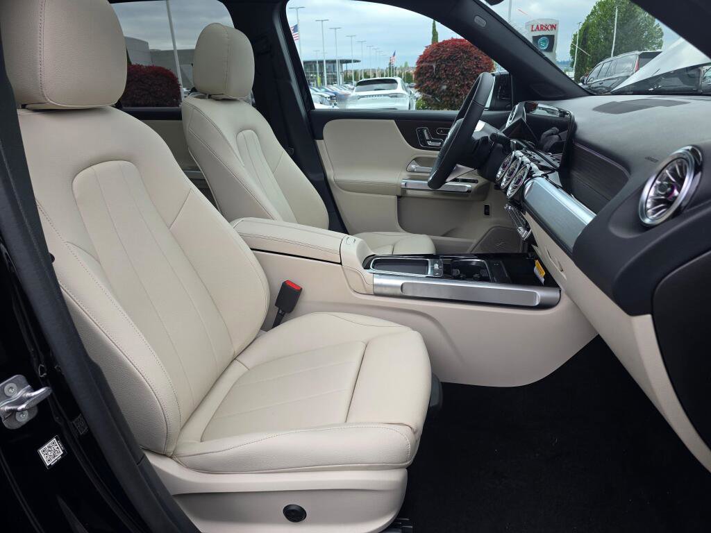 New 2026 Mercedes-Benz GLB 250 4MATIC image 27