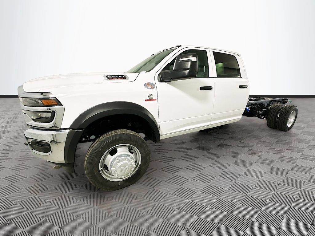 New 2026 RAM 5500 Tradesman AWD/4WD image 22