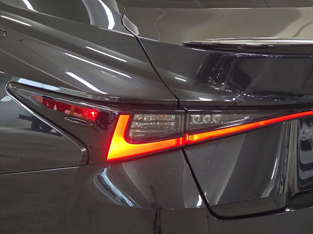 Used 2023 Lexus IS 350 F Sport RWD image 32