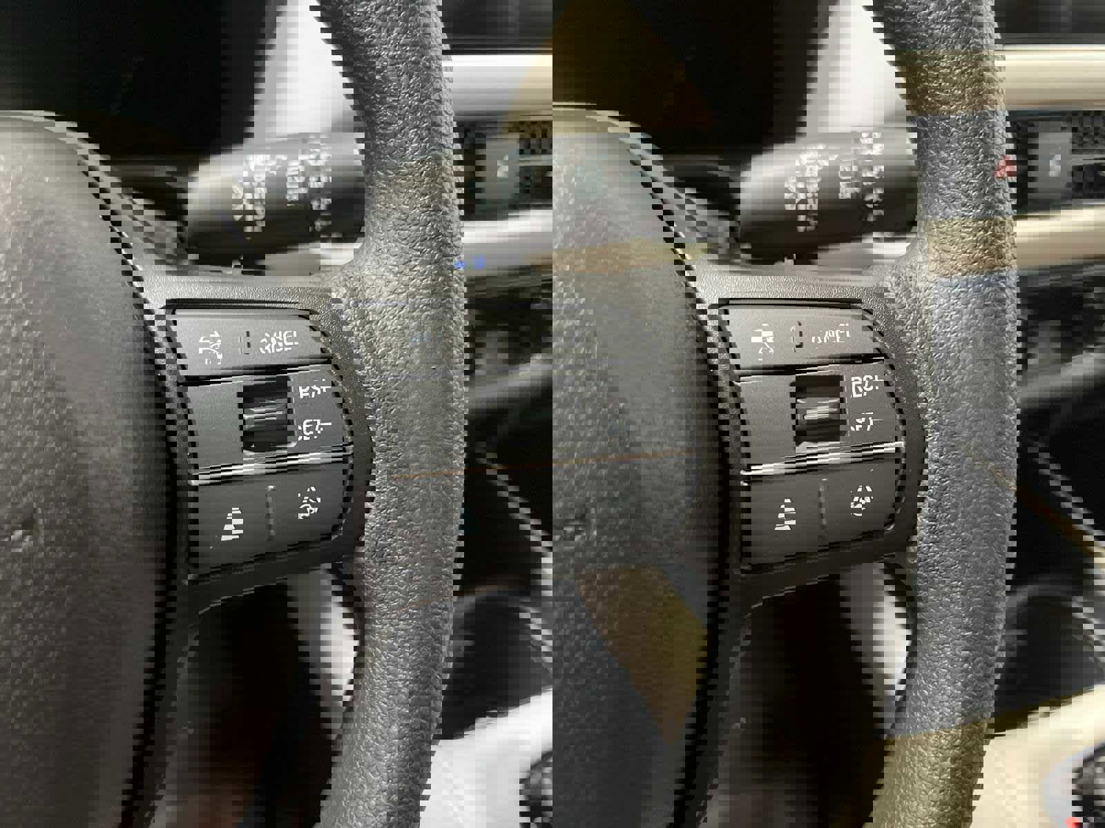 New 2026 Honda HR-V LX image 17