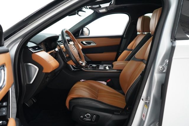 Used 2018 Land Rover Range Rover Velar R-Dynamic HSE image 17