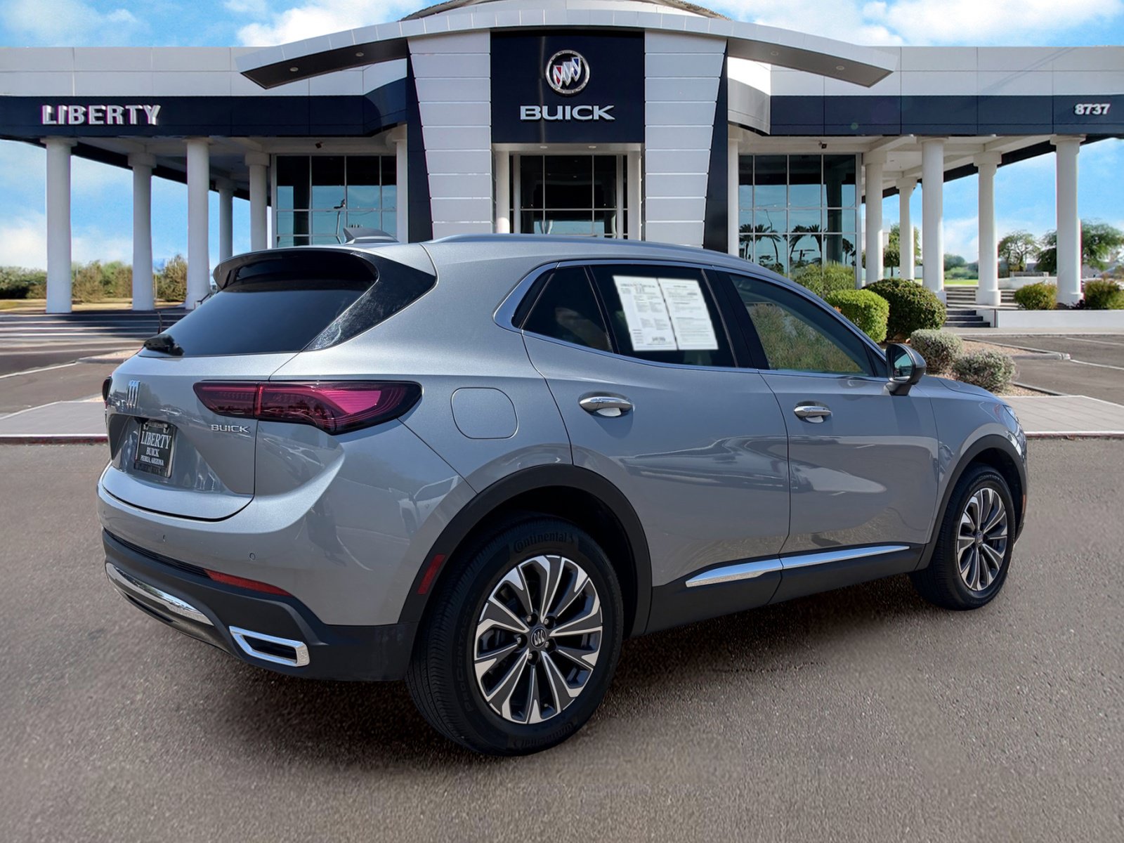Used 2025 Buick Envision Preferred AWD/4WD image 4