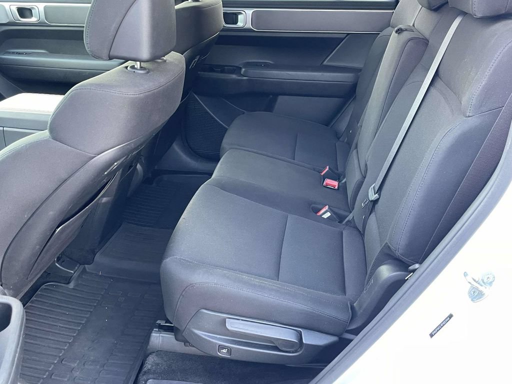 Certified 2024 Hyundai Santa Fe SE FWD image 11