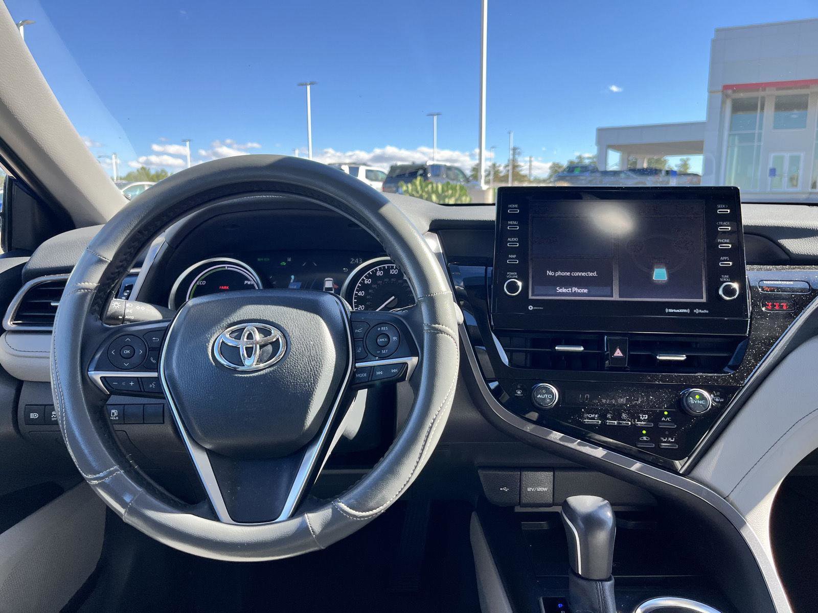 Used 2024 Toyota Camry XLE image 25