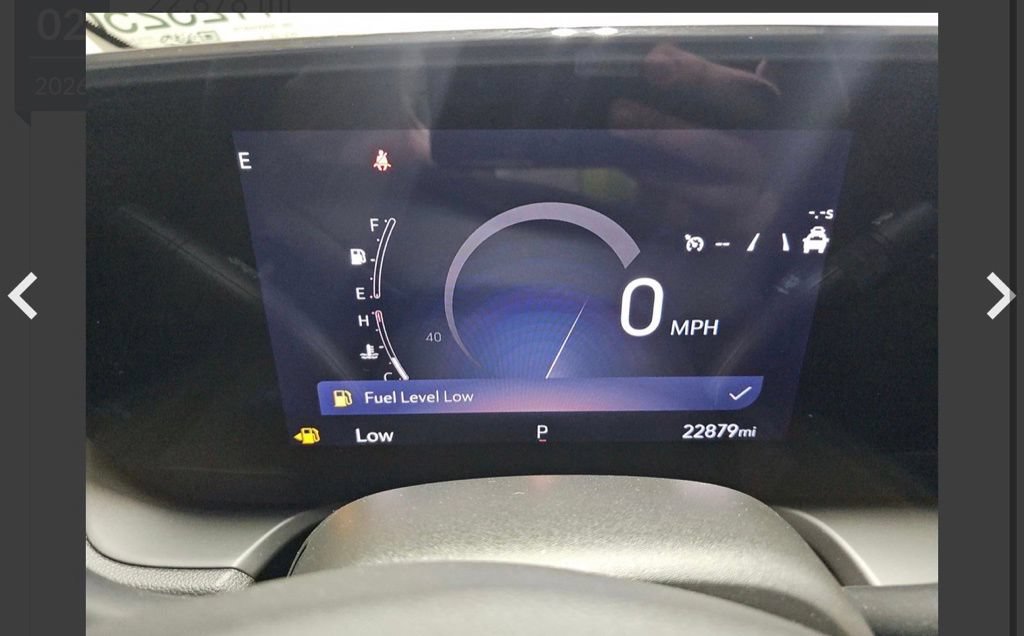 Used 2024 Buick Encore GX Avenir w/ Avenir Convenience Package FWD image 8