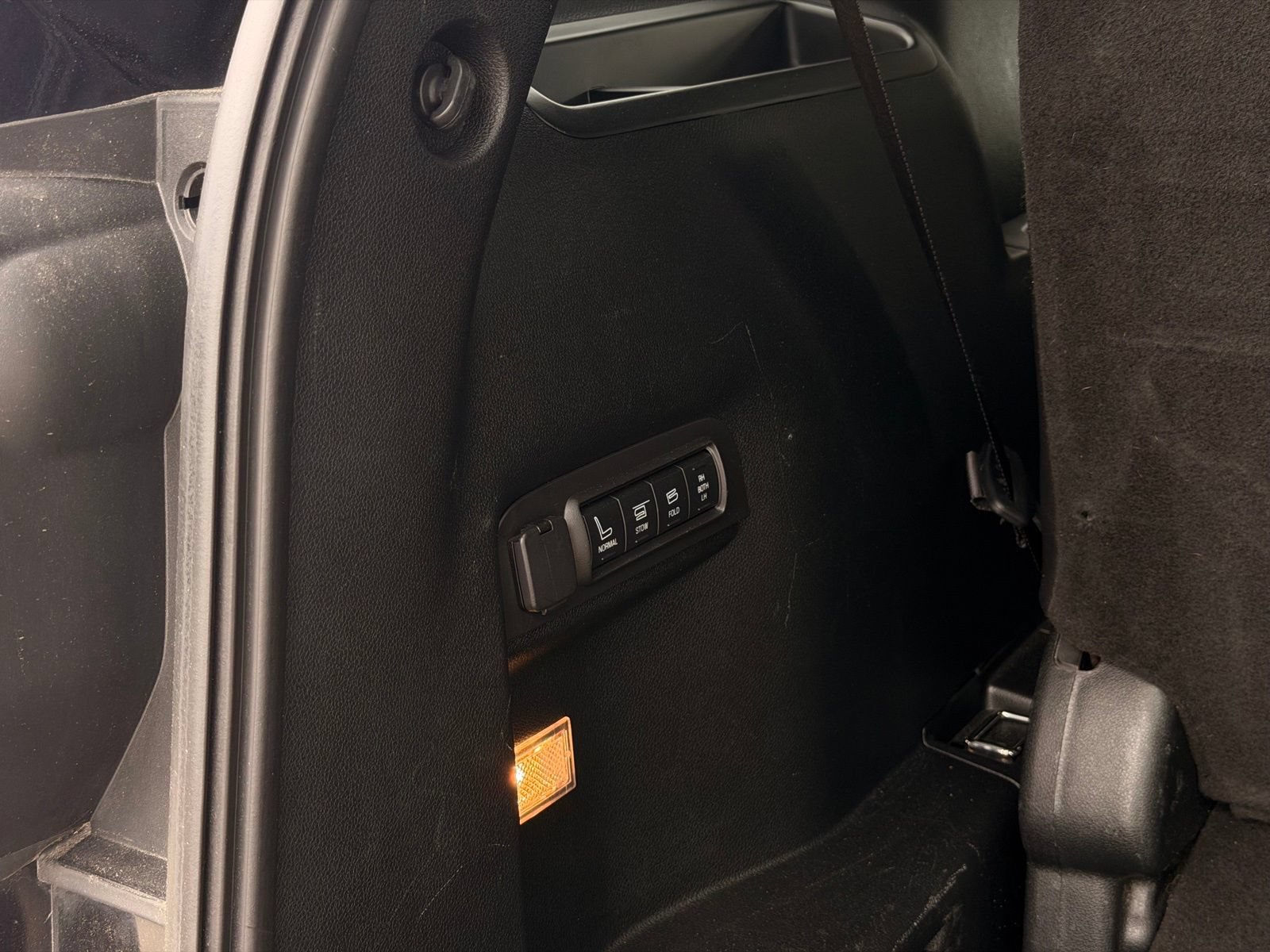 Used 2019 Ford Explorer Sport w/ Equipment Group 401A AWD/4WD image 30