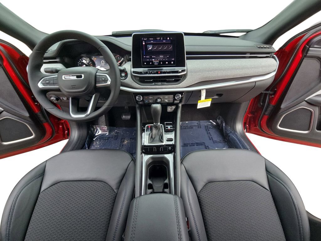 New 2026 Jeep Compass Latitude image 9