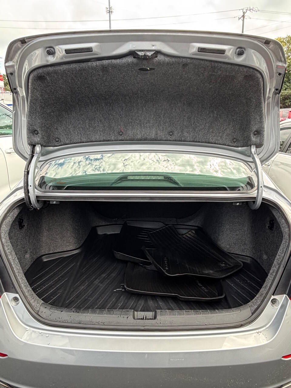 Used 2019 Honda Accord Sport image 14
