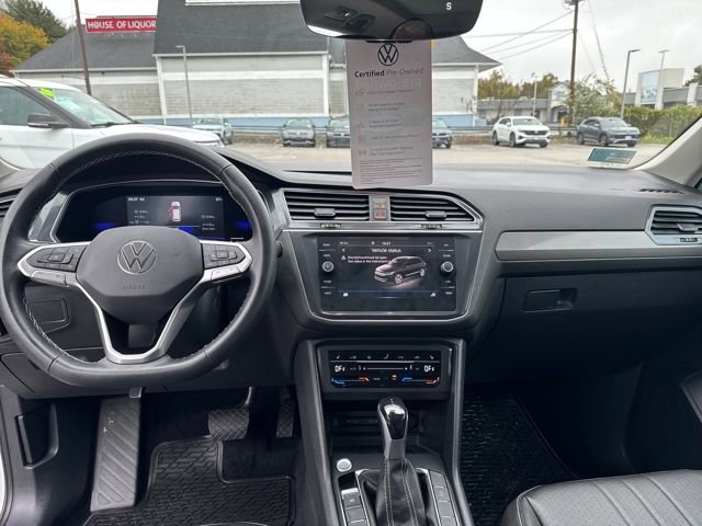Certified 2022 Volkswagen Tiguan SE w/ Panoramic Sunroof Package image 16