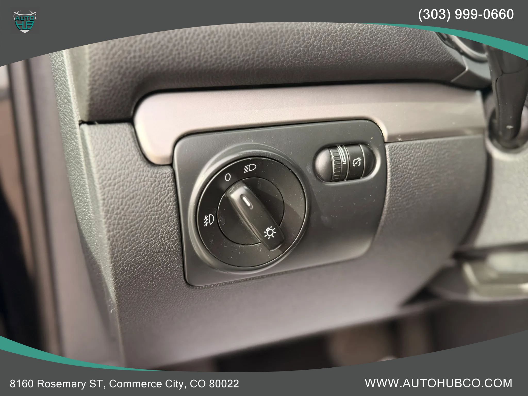 Used 2011 Volkswagen Golf TDI FWD image 26
