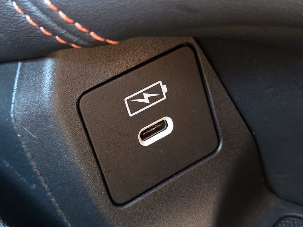 Used 2024 Honda HR-V Sport image 12