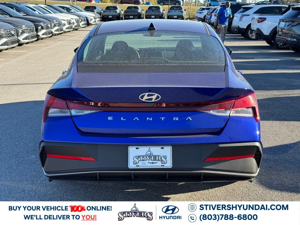 Certified 2026 Hyundai Elantra SE FWD image 12