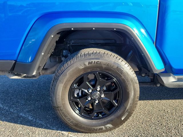 Used 2021 Jeep Gladiator Willys image 9