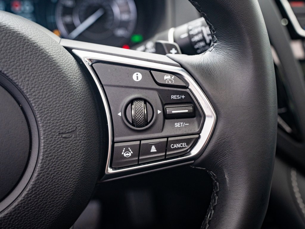 Certified 2025 Acura RDX w/ Technology Package image 26