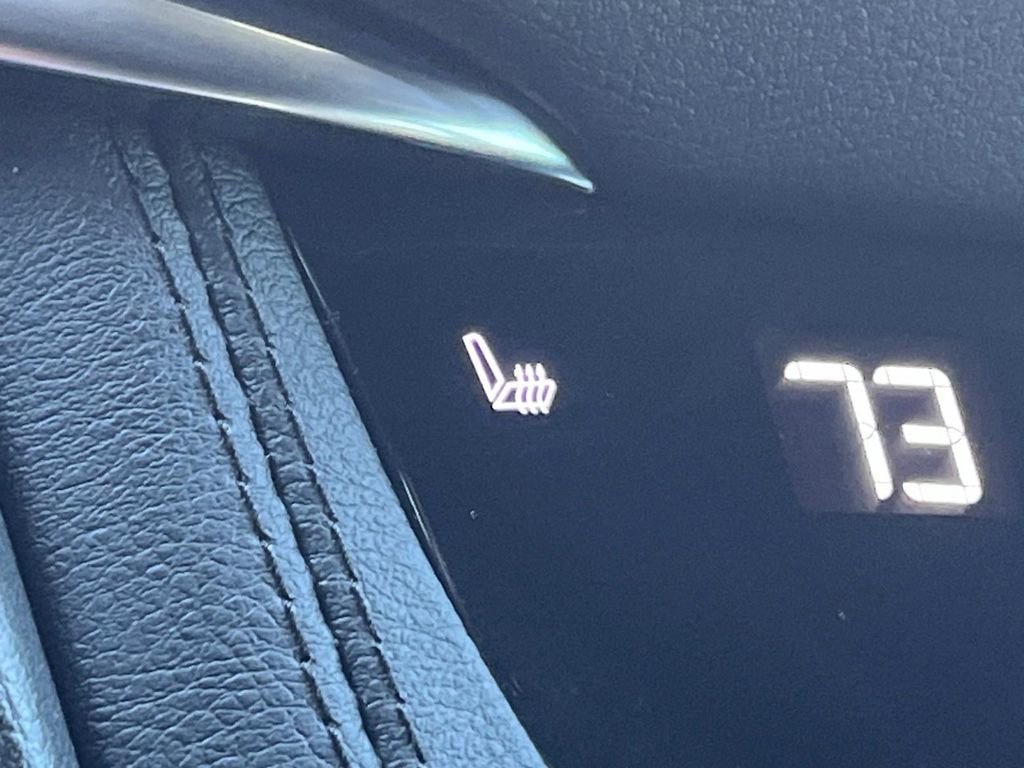 Certified 2022 Cadillac XT5 Premium Luxury image 35