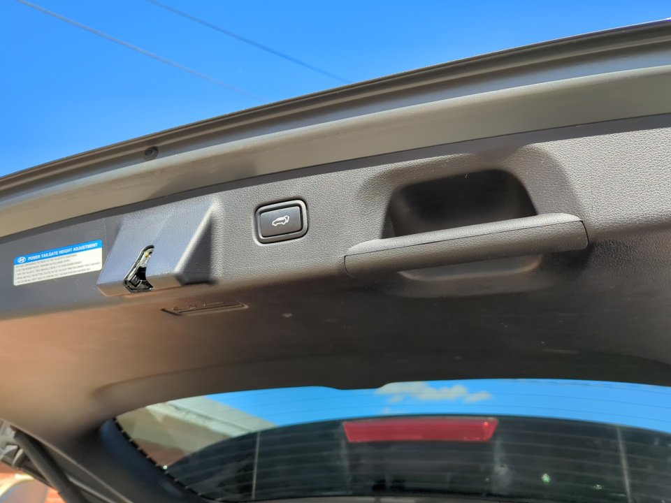 Used 2022 Hyundai Palisade SEL w/ Convenience Package image 17