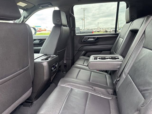 Used 2025 Chevrolet Suburban Z71 AWD/4WD image 24