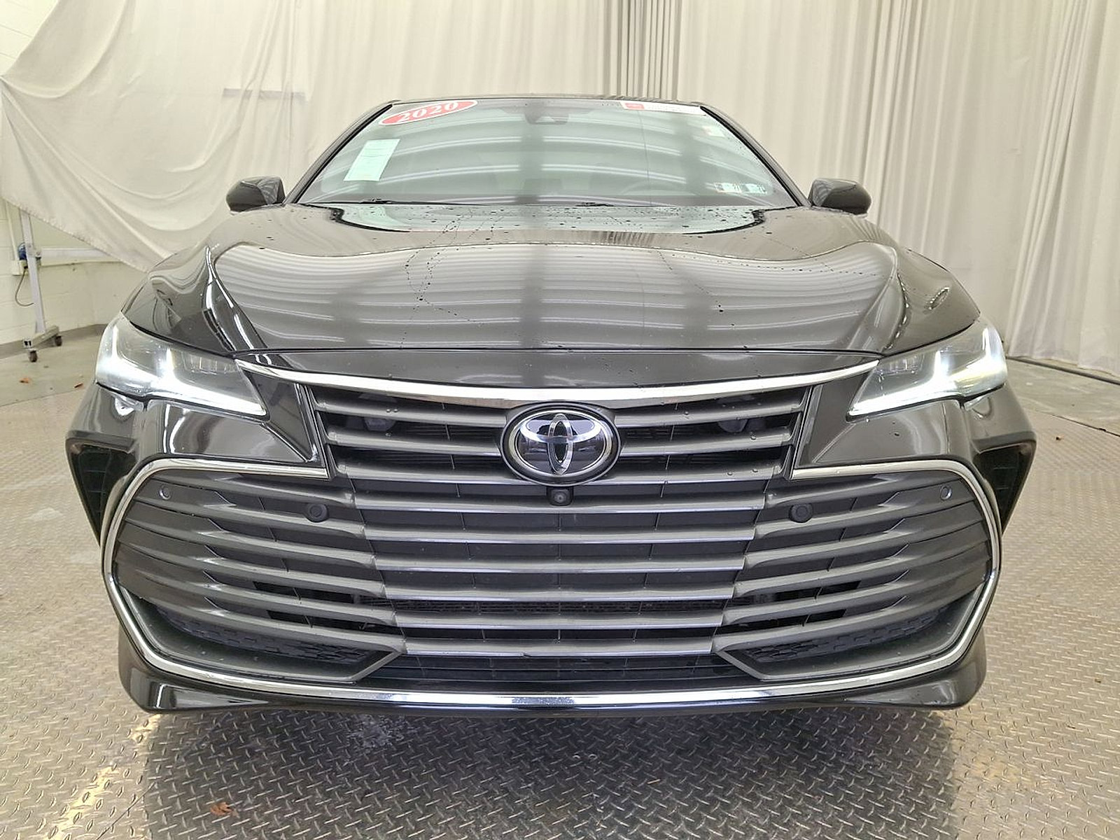 Certified 2020 Toyota Avalon Limited w/ Advanced Safety Package image 29