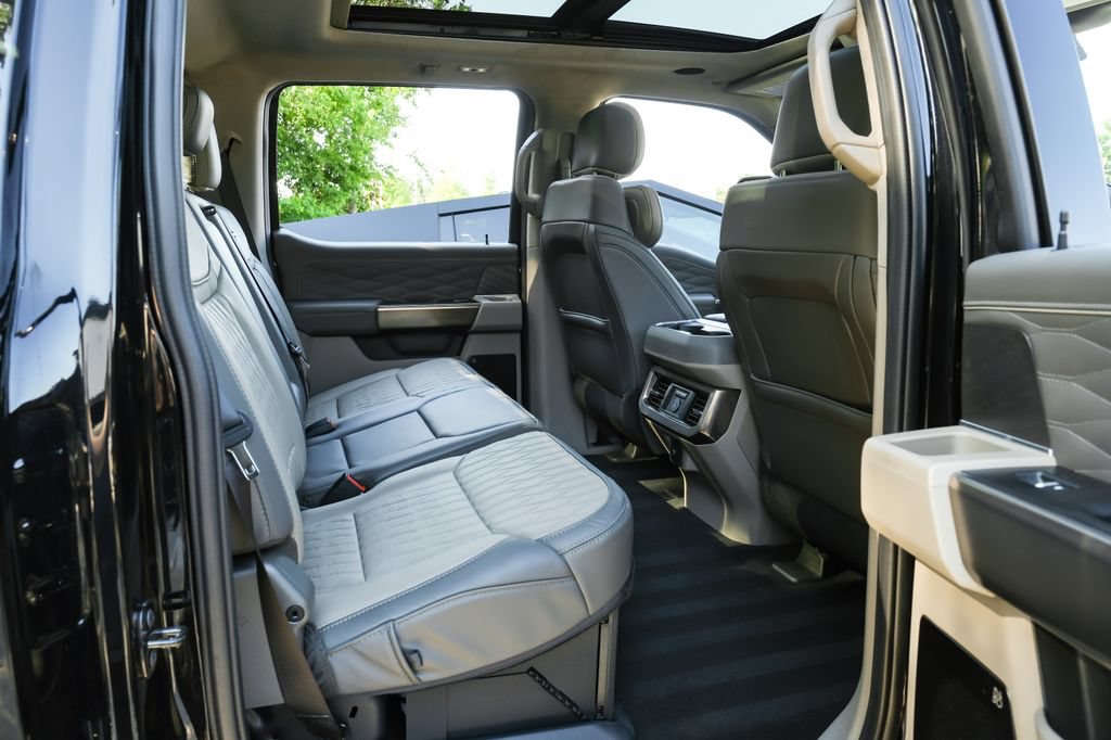 Used 2026 Ford F450 Platinum w/ Platinum Plus Package AWD/4WD image 38